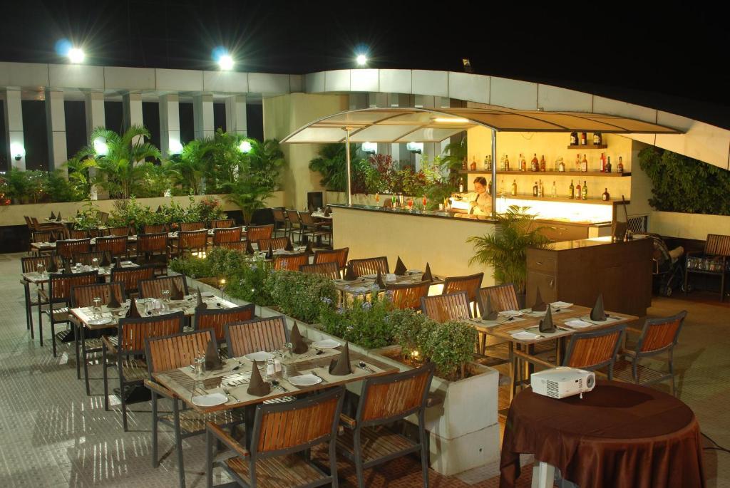 Ambience Executive Pimpri-Chinchwad Restaurante foto