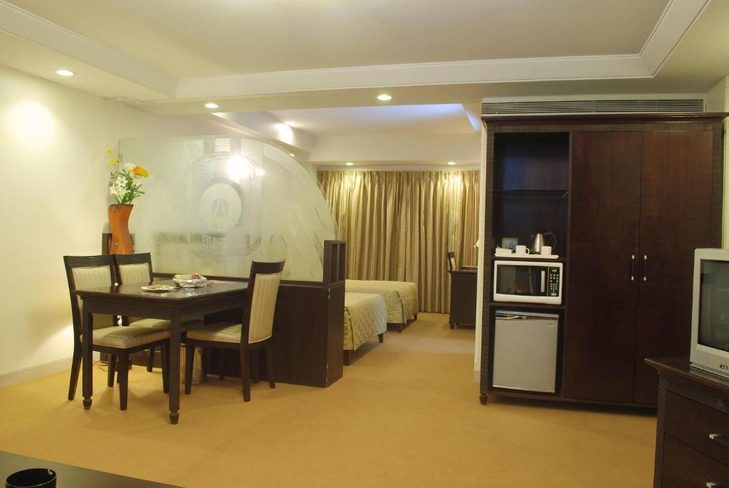 Ambience Executive Pimpri-Chinchwad Quarto foto
