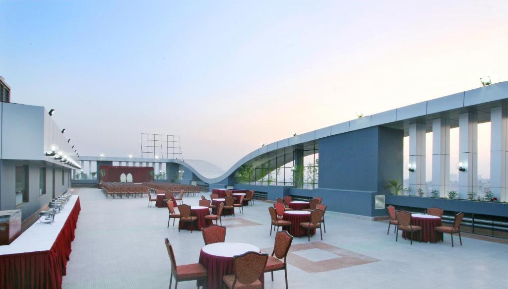 Ambience Executive Pimpri-Chinchwad Facilidades foto